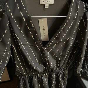 Gilli Black and White Patterned Long Sleeve Dress